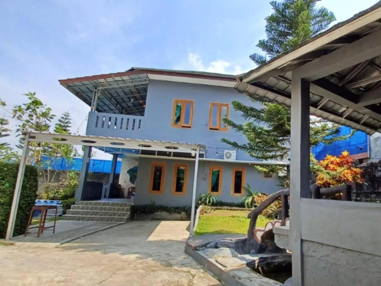 Villa Mutiara Citra Puncak Bu Eva Sampal Kültér fotó