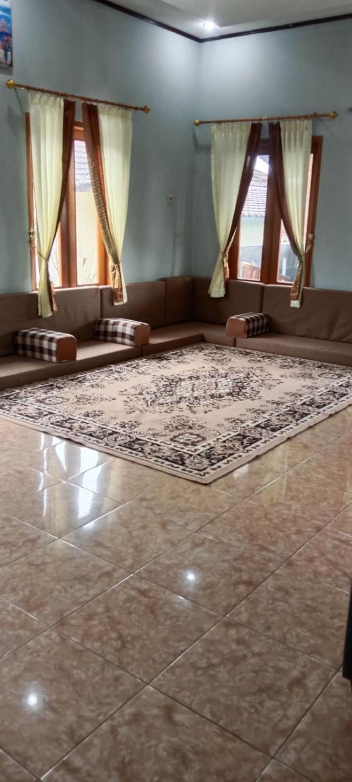 Villa Mutiara Citra Puncak Bu Eva Sampal Kültér fotó