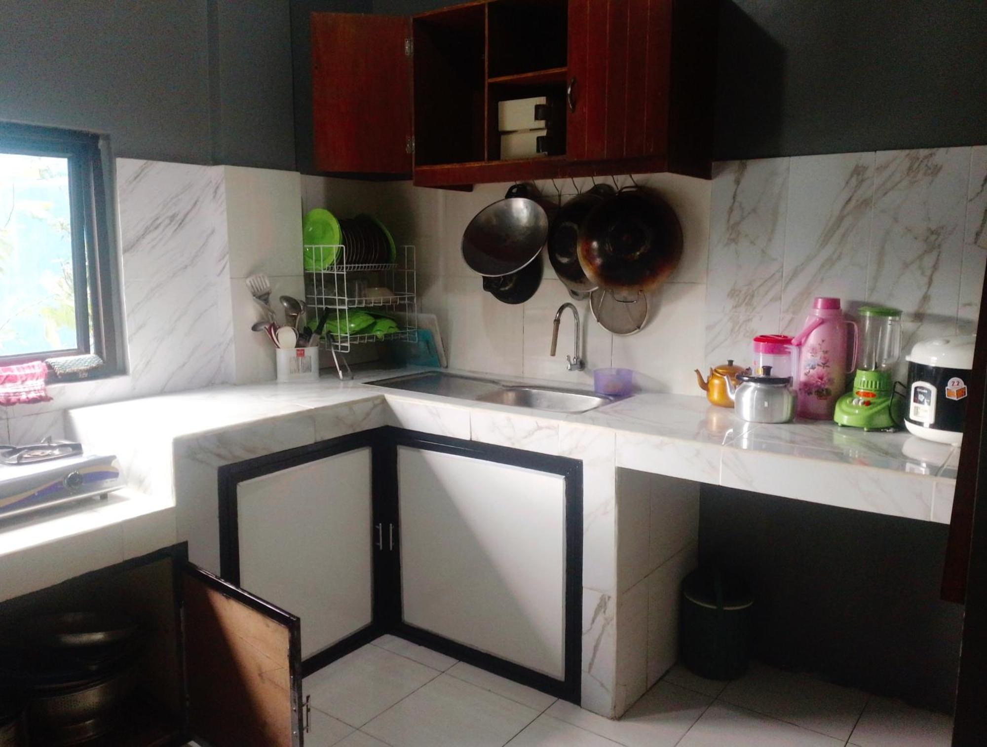 Villa Mutiara Citra Puncak Bu Eva Sampal Kültér fotó